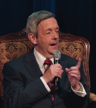 Robert Jeffress - Lee Strobel Interview