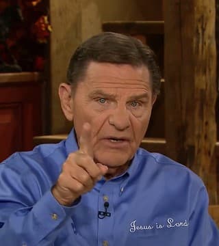 Kenneth Copeland - Thanksgiving Is the Big Gun of Faith