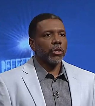 Creflo Dollar - The Destructive Power Of Complacency