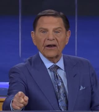 Kenneth Copeland - Why the Devil Is Afraid of You