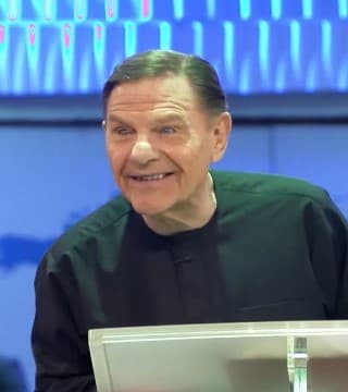 Kenneth Copeland - Choosing To Live a Long Life