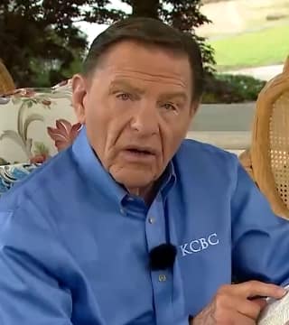 Kenneth Copeland - Love Makes Faith Work