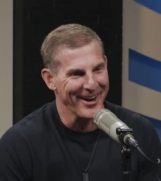 Craig Groeschel - Be a Leader Worth Trusting (with Dr. Henry Cloud)